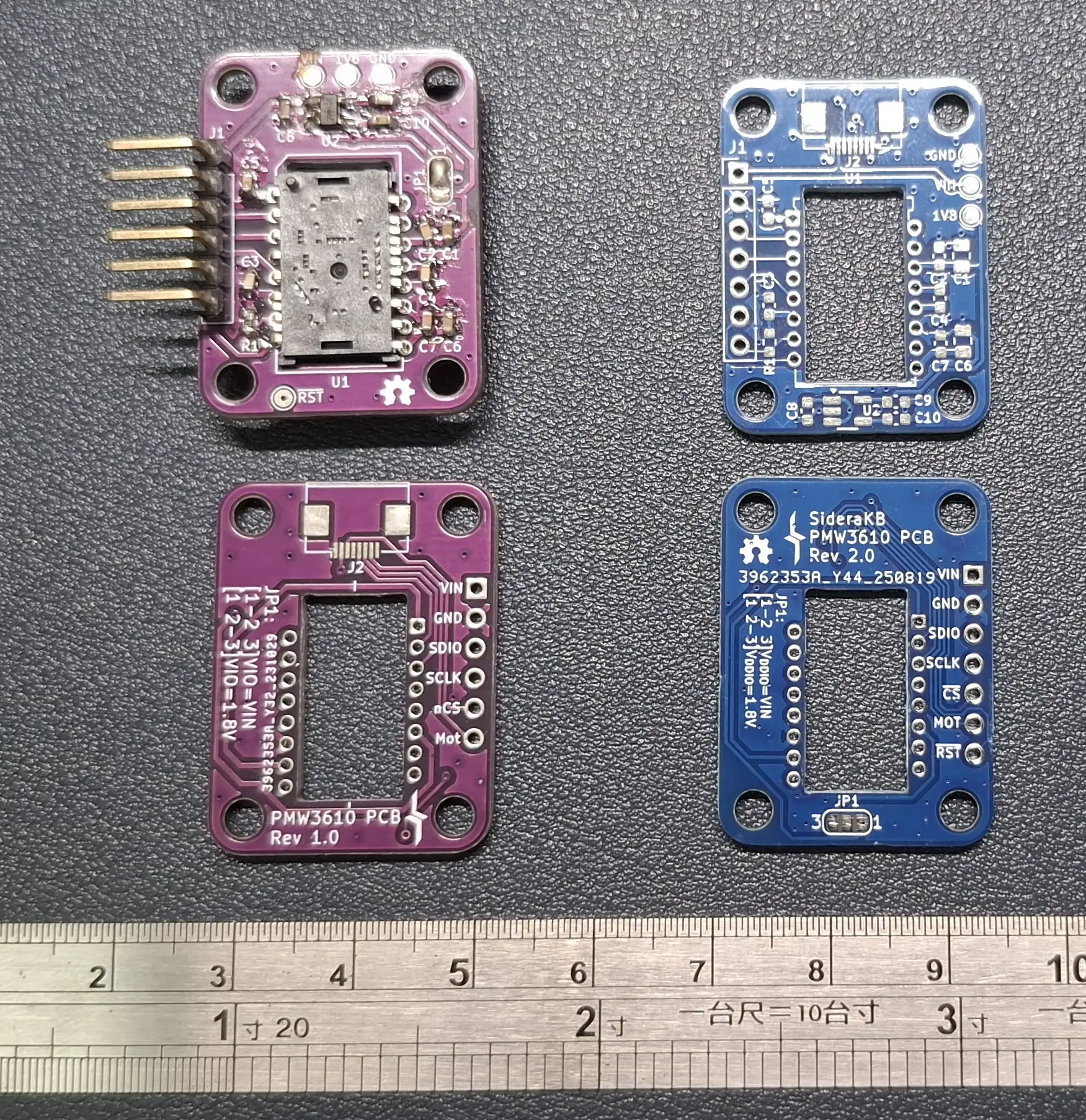 紫色的 Rev 1,藍色是 Rev 2
