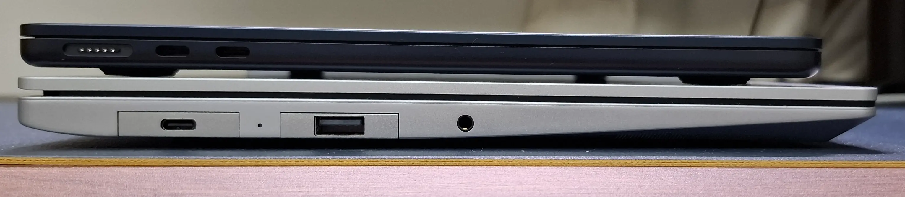 MacBook Air 13 稍薄。不過它們的重量其實差不多
