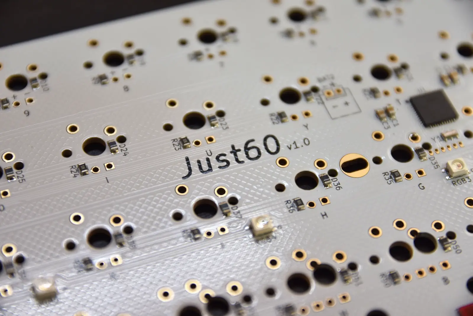 ▲ Just60 v1.0。